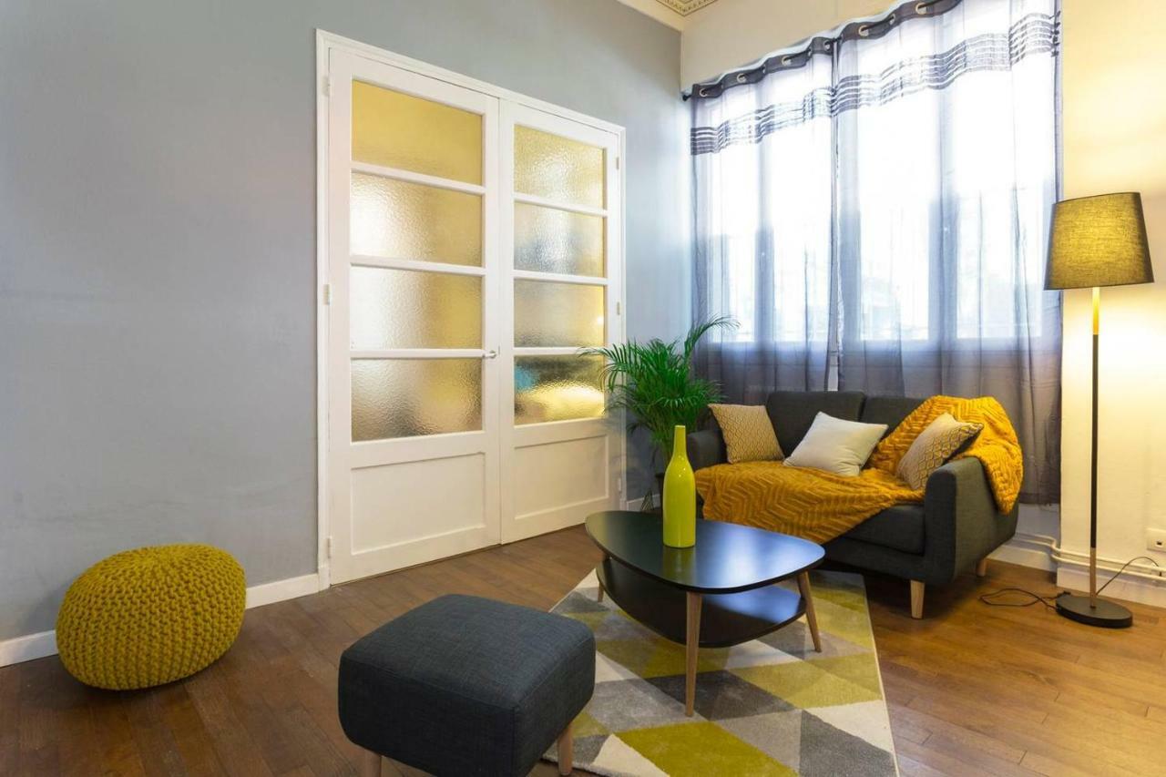 Apartamento Au coeur du centre historique 3 étoiles Aviñón Exterior foto